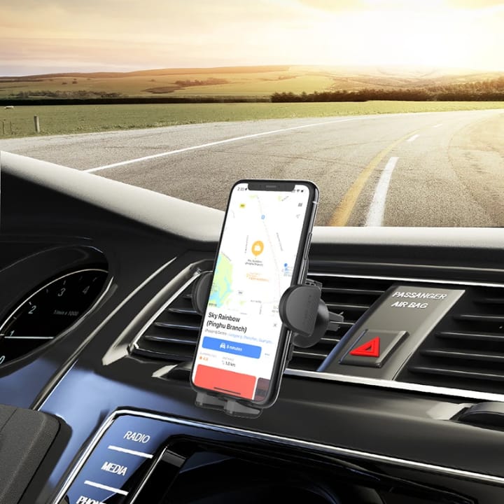 حمالة هاتف مغناطيس ماكسوم مع شحن لاسلكي