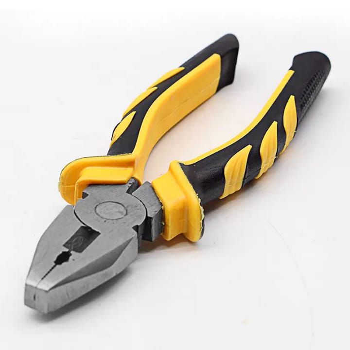 كماشة متعددة الاستخدامات